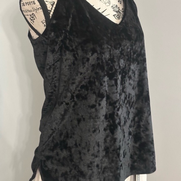 Day or Night Velvet Tank - Picture 9 of 13